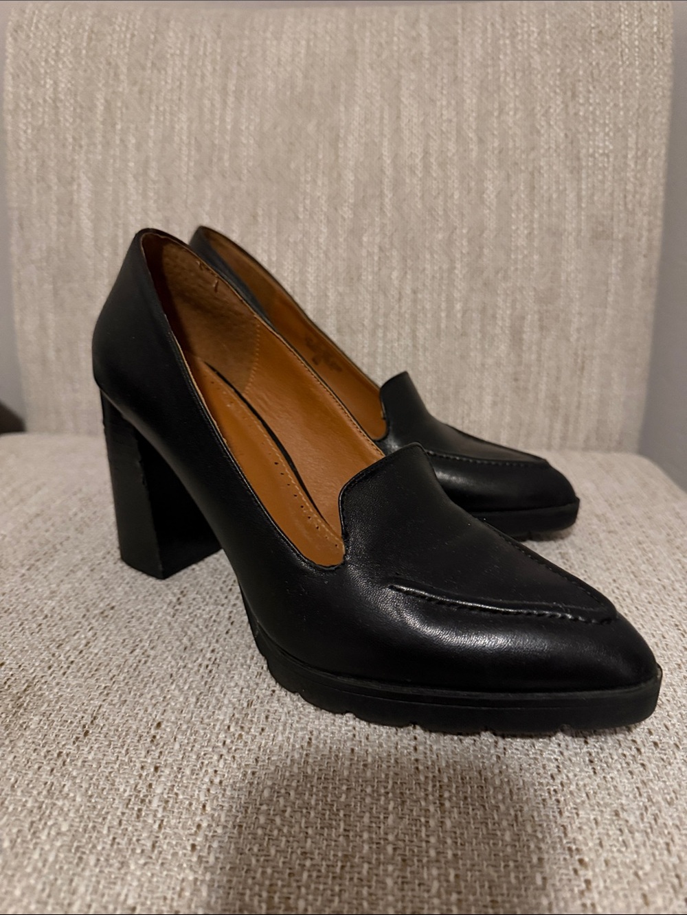 Adrienne Vittadini Black Leather Block Heel Loafers